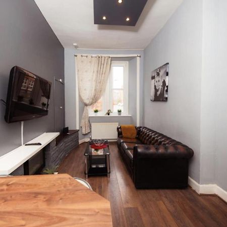 Warm Apartment By Holyrood Palace! Единбург Екстер'єр фото