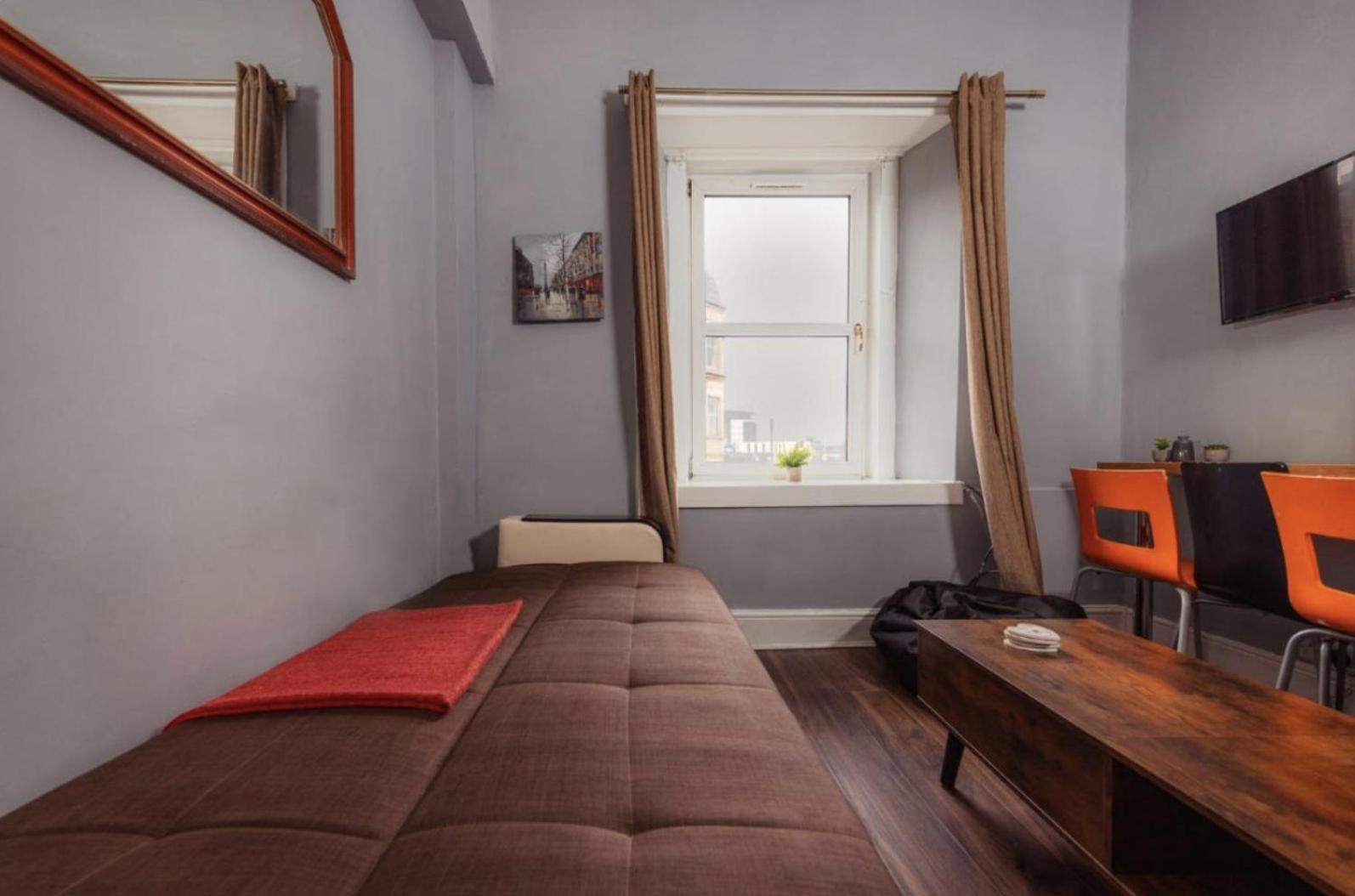 Warm Apartment By Holyrood Palace! Единбург Екстер'єр фото